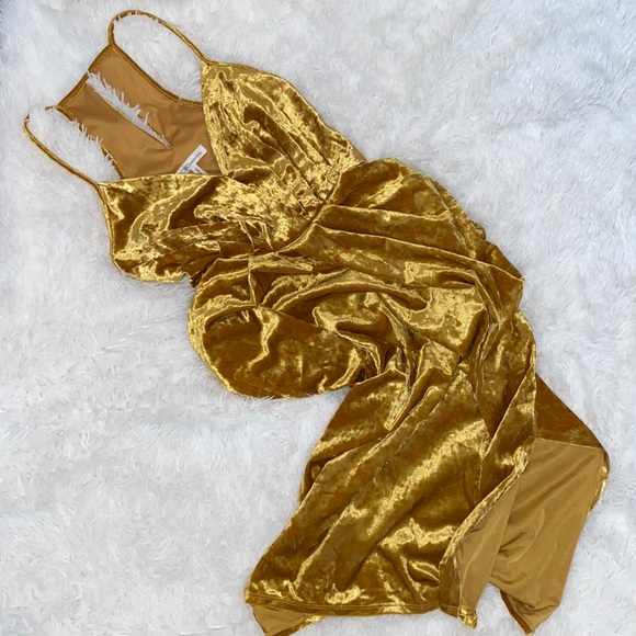 BCBGeneration Dresses & Skirts - New BCBGeneration Gold Crushed Velvet Racerback Surplice Draped Midi Dress Sz S